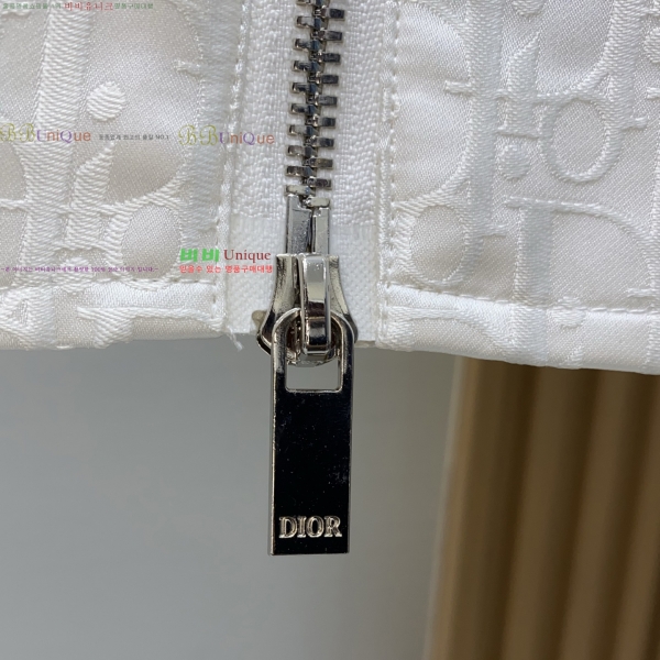  * ĳ־  30DR25102421-1