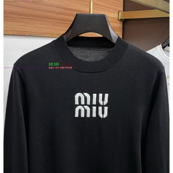  ̿*   36MU25102517-1