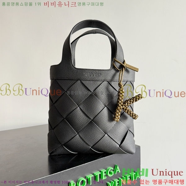 #װŸ  K  844672-111