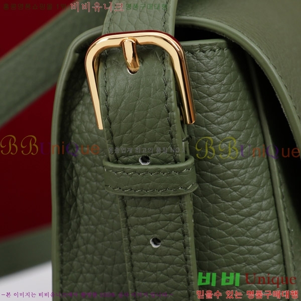 # ٺ BOBBY ̵ M9337-204