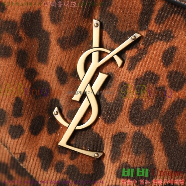 #ζ Į   734153-1001