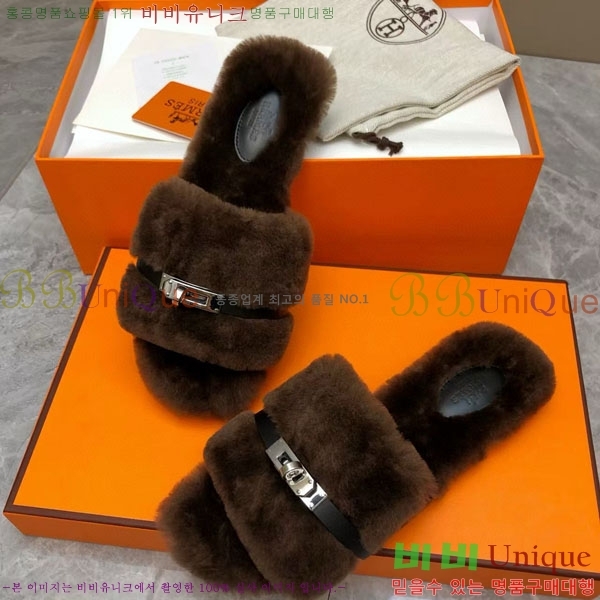 ޽   þ  W861000-4